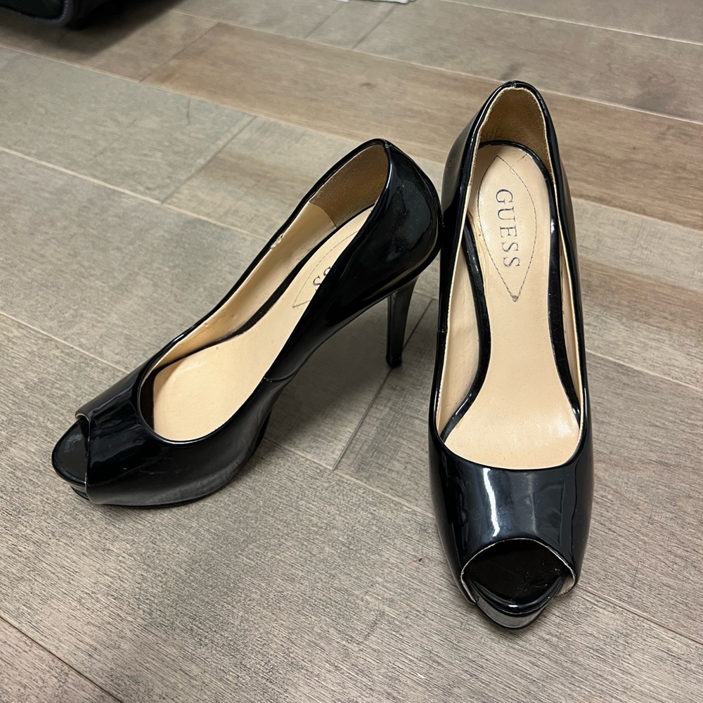 Guess Black Heels with Peep Toe and High Heel